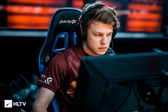 麻将你还在硬打吗（打麻将你还在硬拼吗）