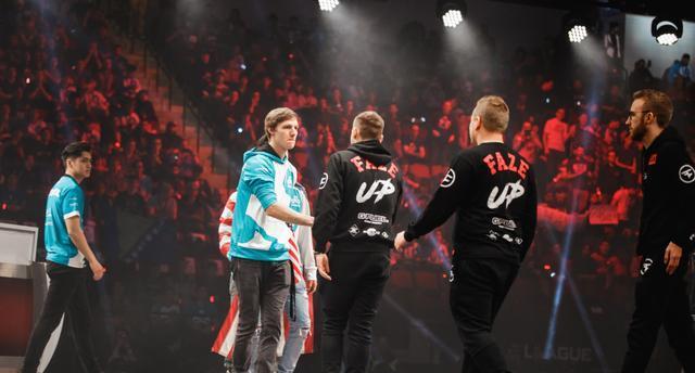 今日FNC官方发布公告，下路双人组选手Upset和Hylissang确诊新冠