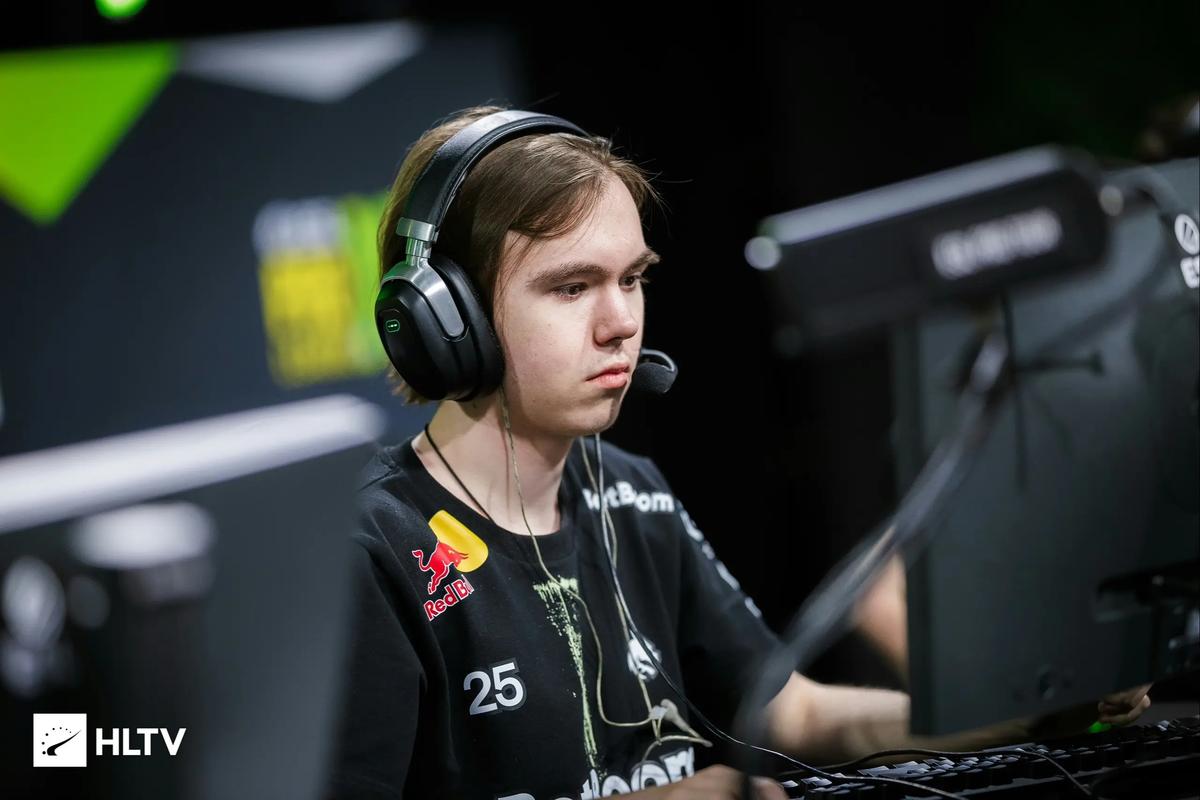 翻牌圈持续下注（C-Bet）尺寸选择：为什么25%底池和75%底池意义完全不同？（翻牌圈C-Bet下注大小怎么选：25%与75%底池背后的截然不同逻辑）